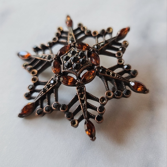 Vintage Amber Snowflake Brooch - Picture 7 of 10
